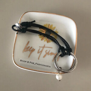 James Avery retired leather bracelet + pearl charm